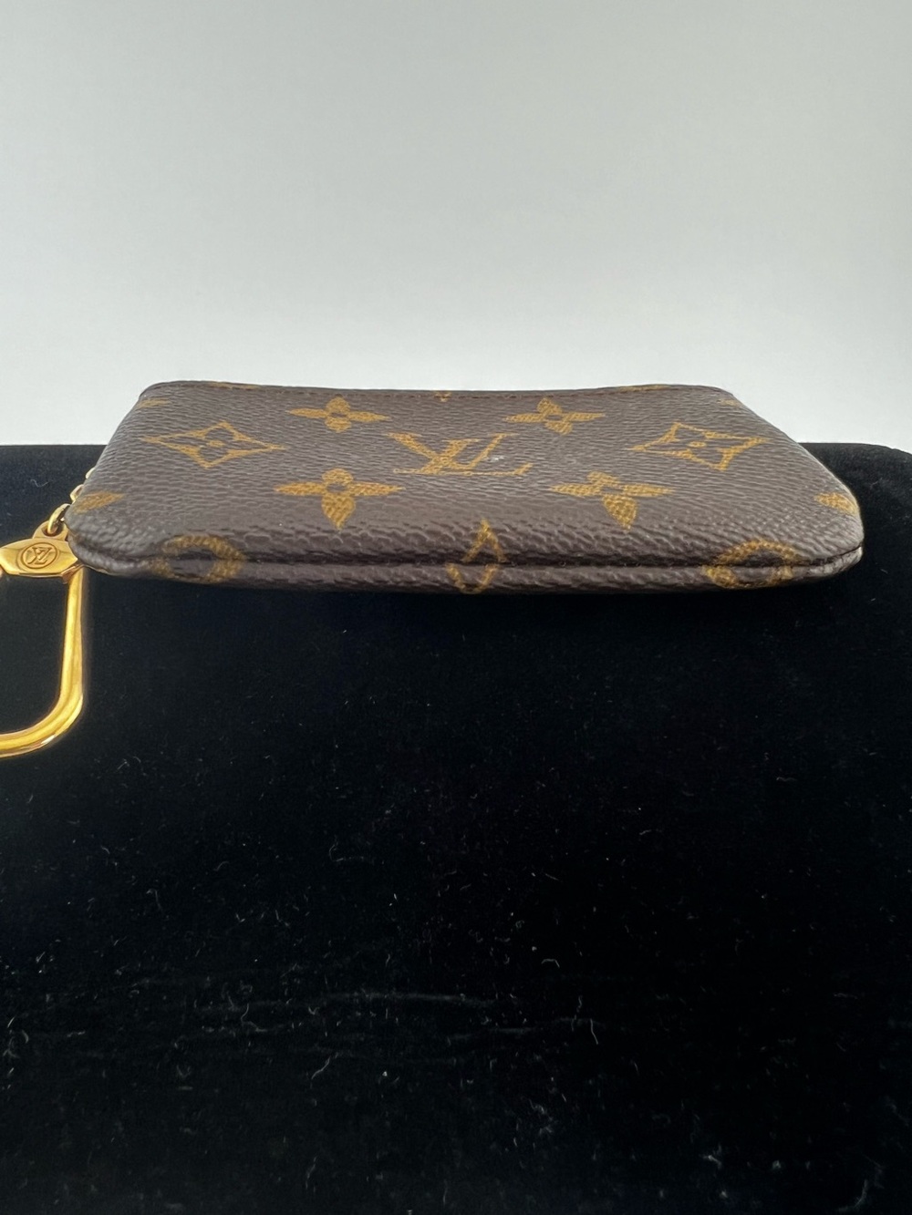Louis Vuitton Monogram Pochette Clés Coin/Key Pouch - Picture 4 of 9